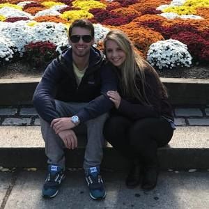 Meet your Posher, Max