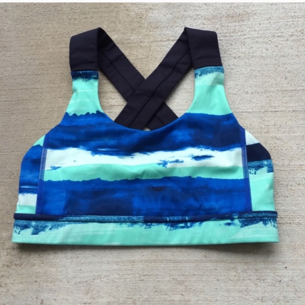 ☀️CLOSET CLOSING☀️Lululemon cross back bra