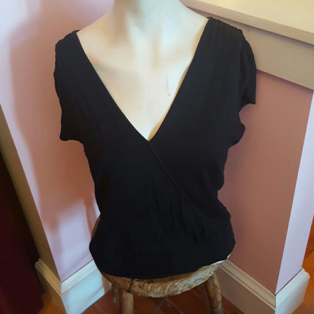 Ann Taylor Loft black T-shirt size medium