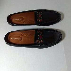 Naturalizer Flats/Loafers Size 8M Leather Upper