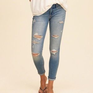 Hollister Low rise Crop Super Skinny Jeans