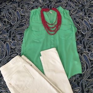 💐 Mint green sleeveless top - Size M