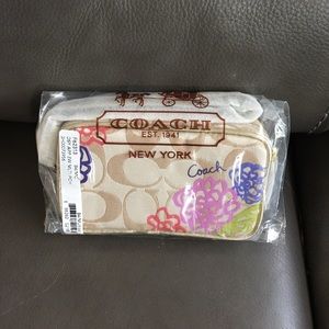 AUTHENIC COACH MINI WALLET