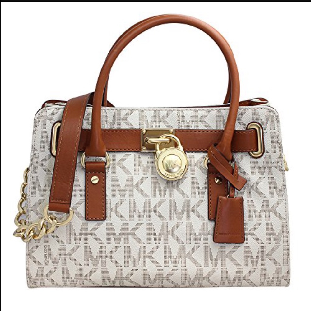 Michael kors handbag (Medium)