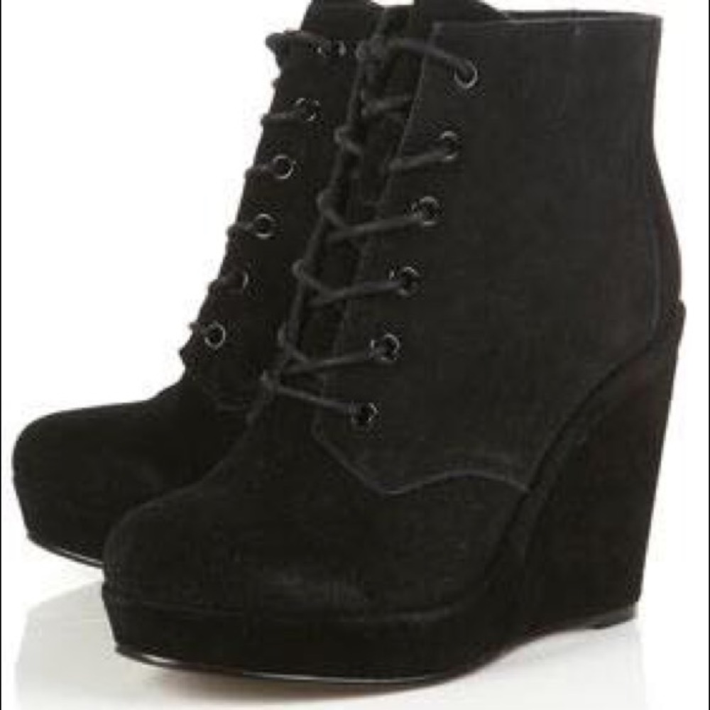 🎉HP 8/5/17 🎉 Topshop wedge booties