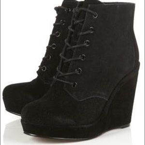 🎉HP 8/5/17 🎉 Topshop wedge booties