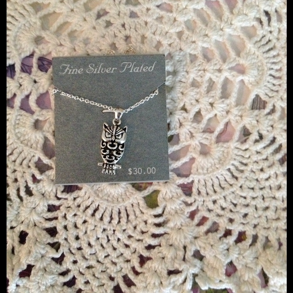 Silver plated owl necklace