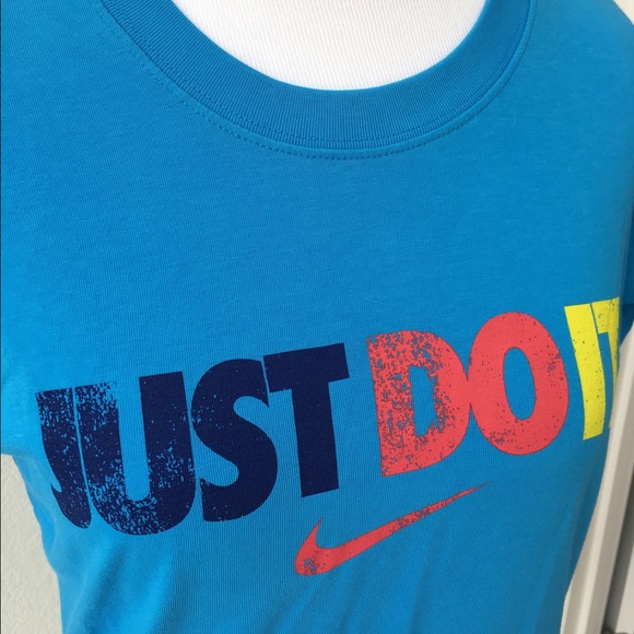 3 Nike Dri-Fit Tees For The Price of 1! Size Med - Picture 8 of 8