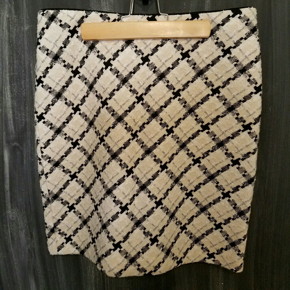 White House Black Market. Wool blend, skirt.