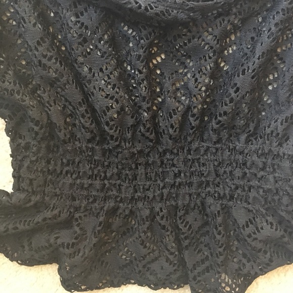 Tops - Picture 3 of 4