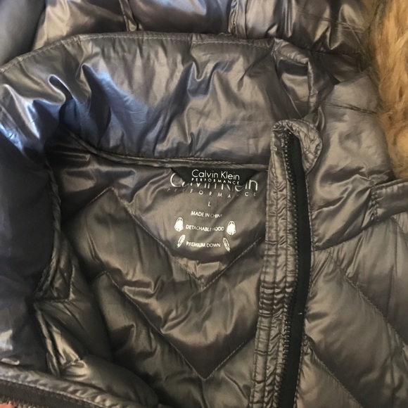 Grey Calvin Kline Vest with Fur Hood - Picture 4 of 4