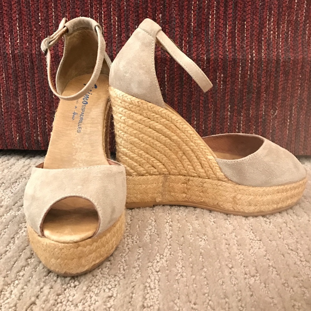 Summer espadrille wedges for sale! 🌞