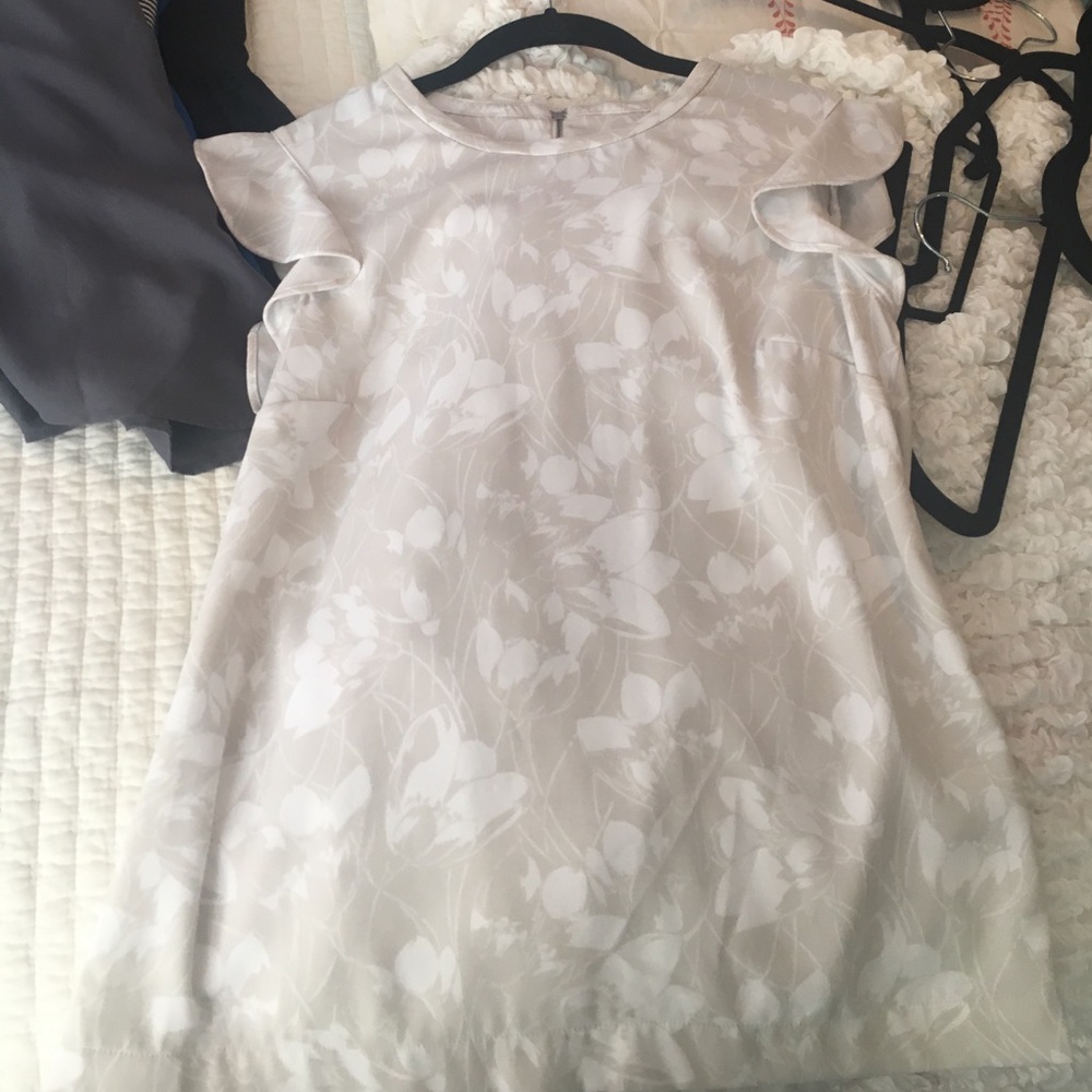 J Crew Flowery flutter sleeve blouse