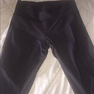 Lululemon size 8 Capri leggings
