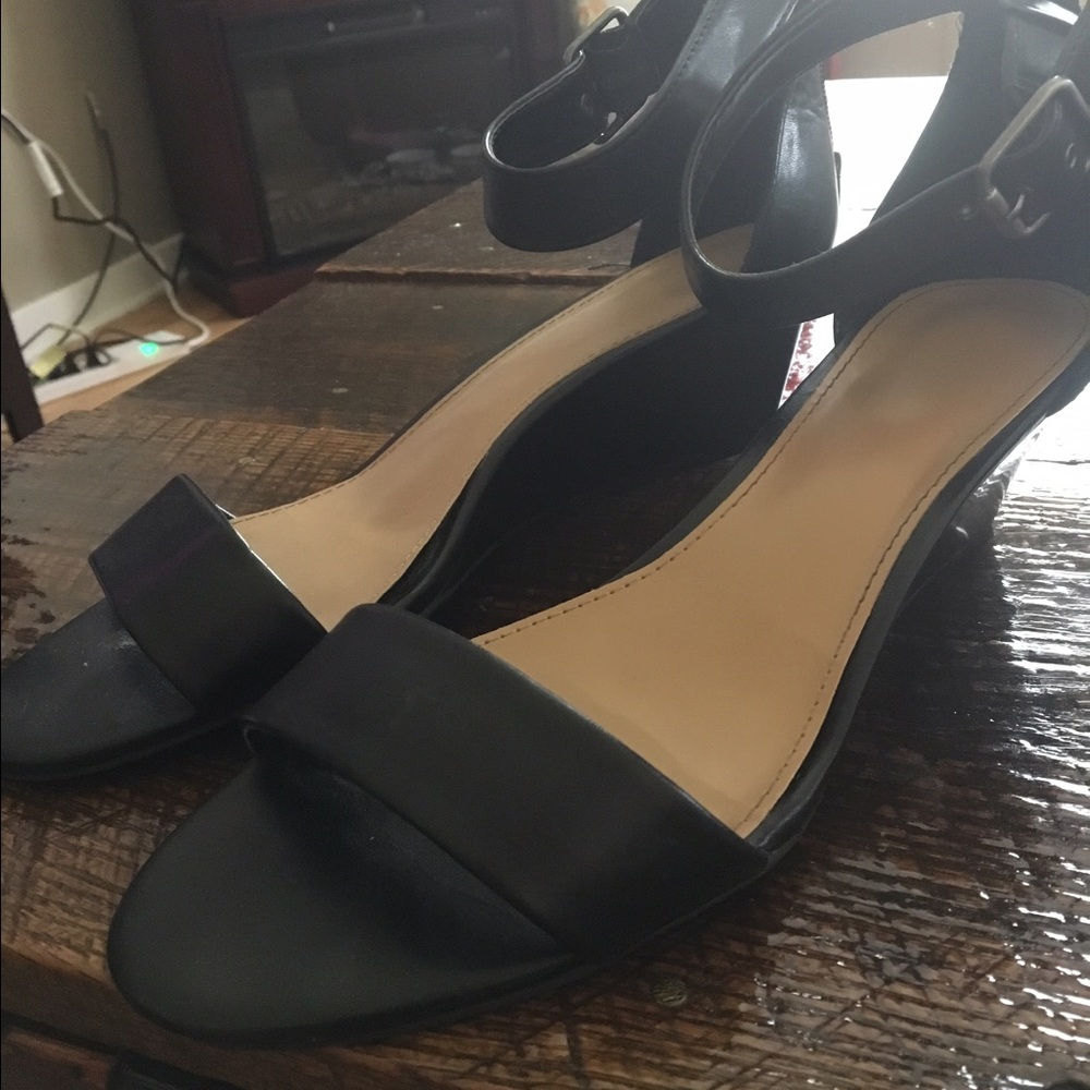 Merona low wedges