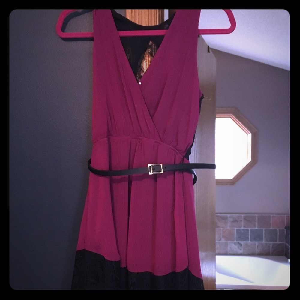 Vera wang plum spring lace dress