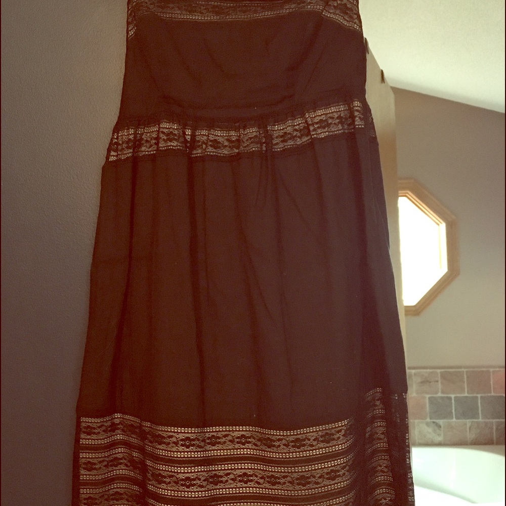 Pins and needles strapless lace dress