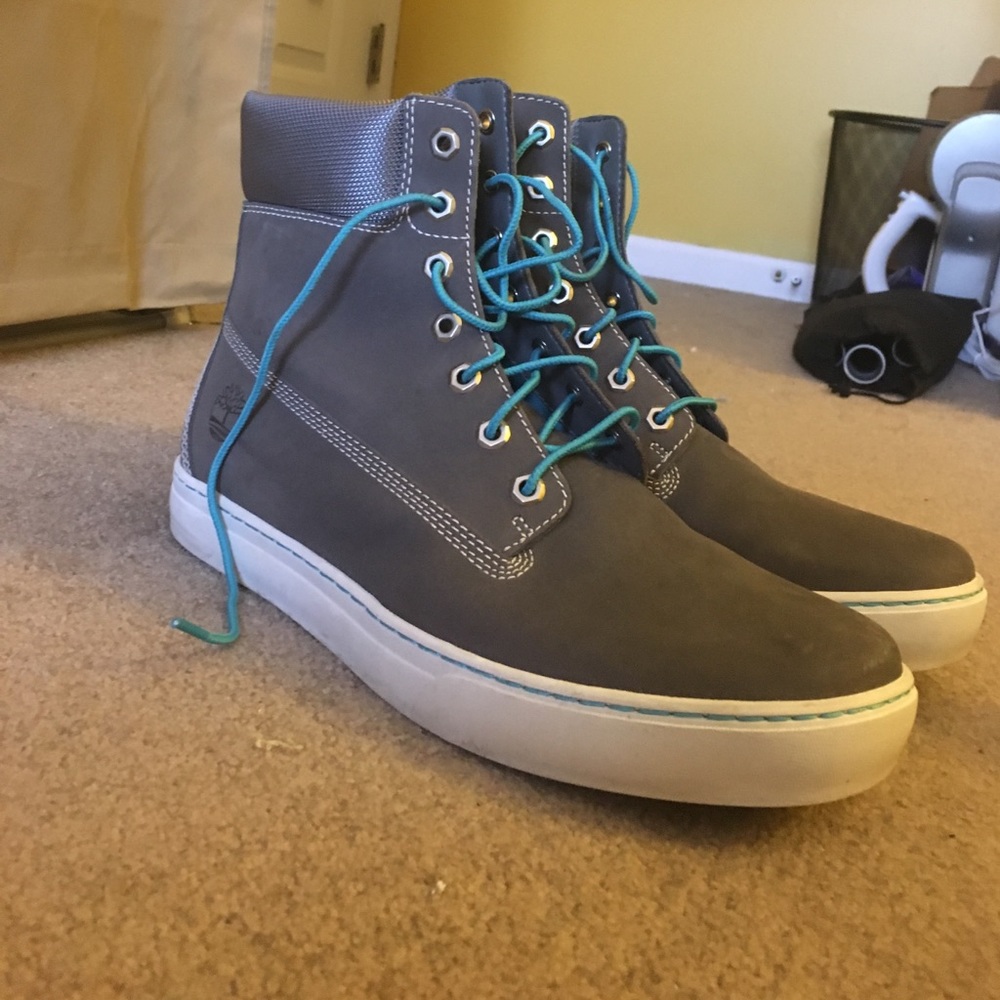 Size 12 Timberland Flat Wedge Waterbuck boots