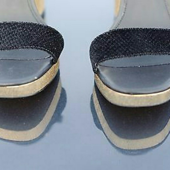 SOLD New Calvin Klein Gold Block Heels Size 8 - Picture 3 of 3