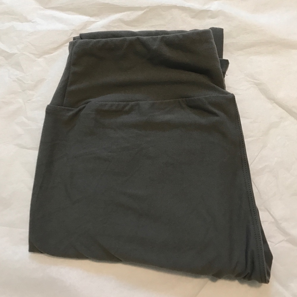Lularoe OS leggings - solid gray