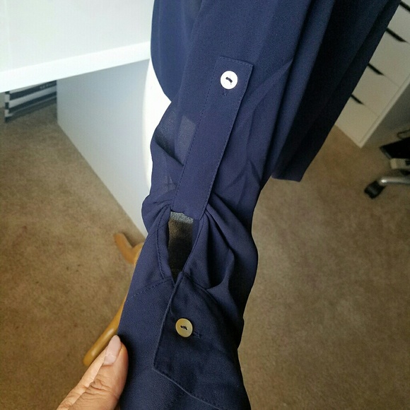 Wrap around top - Picture 3 of 3