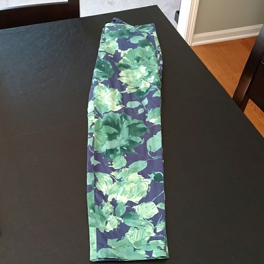 J Crew Green & Navy Floral Patterned Capris