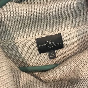 Market and Spruce size medium cowl neck