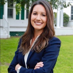 Meet your Posher, Leah