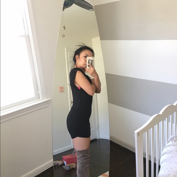 Mini dress - Picture 2 of 4