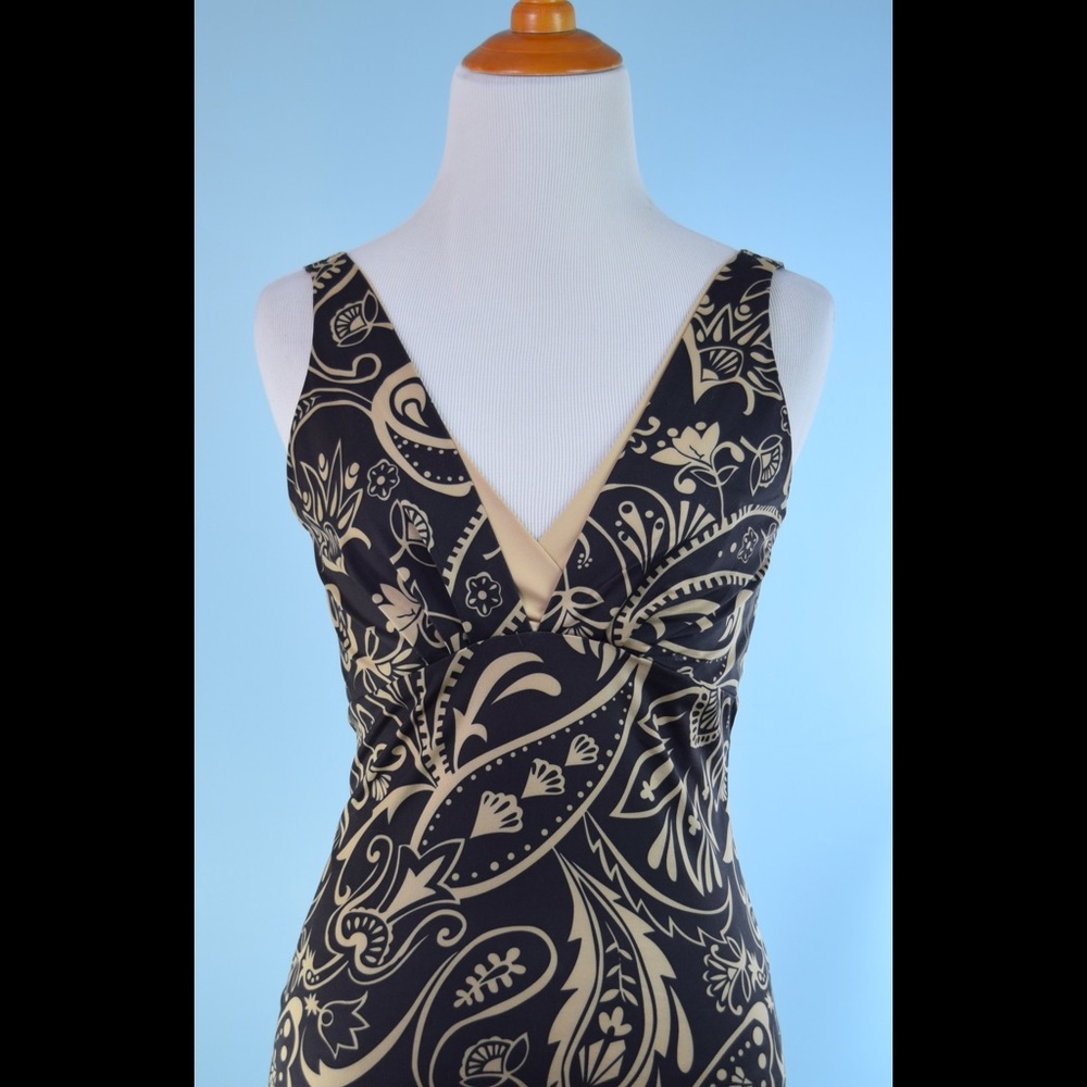 KENNETH COLE gold black NEW stretch top Medium