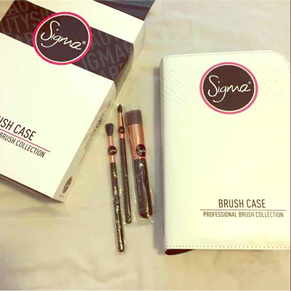 Sigma brushes & brush case
