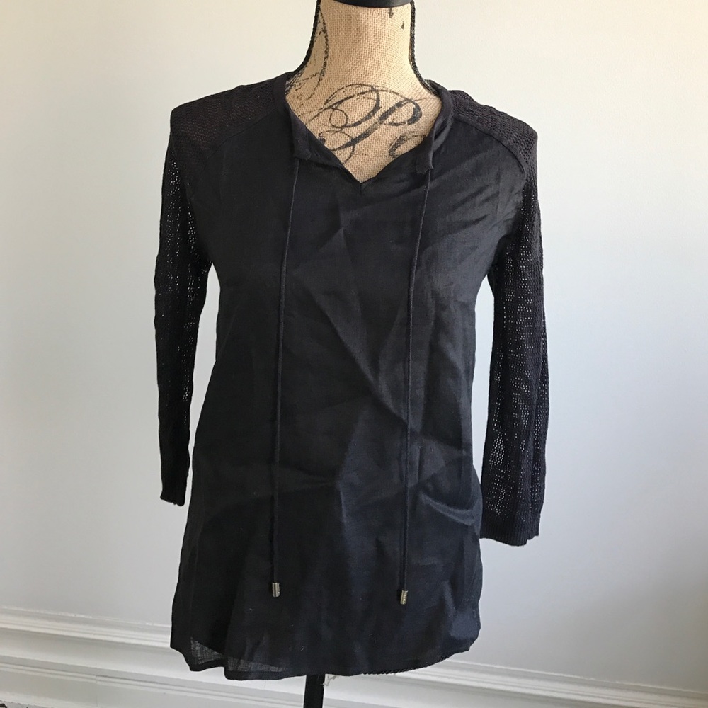 Calvin Klein Linen front king back and knit sleeve too cute
