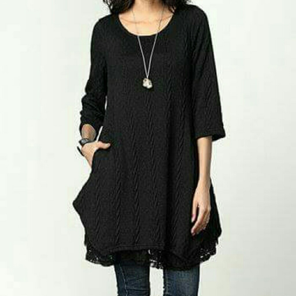 Tunic black cable net and lace layered