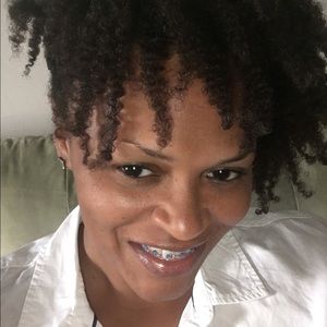 Meet your Posher, Toya