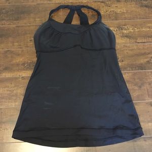 Lululemon workout top