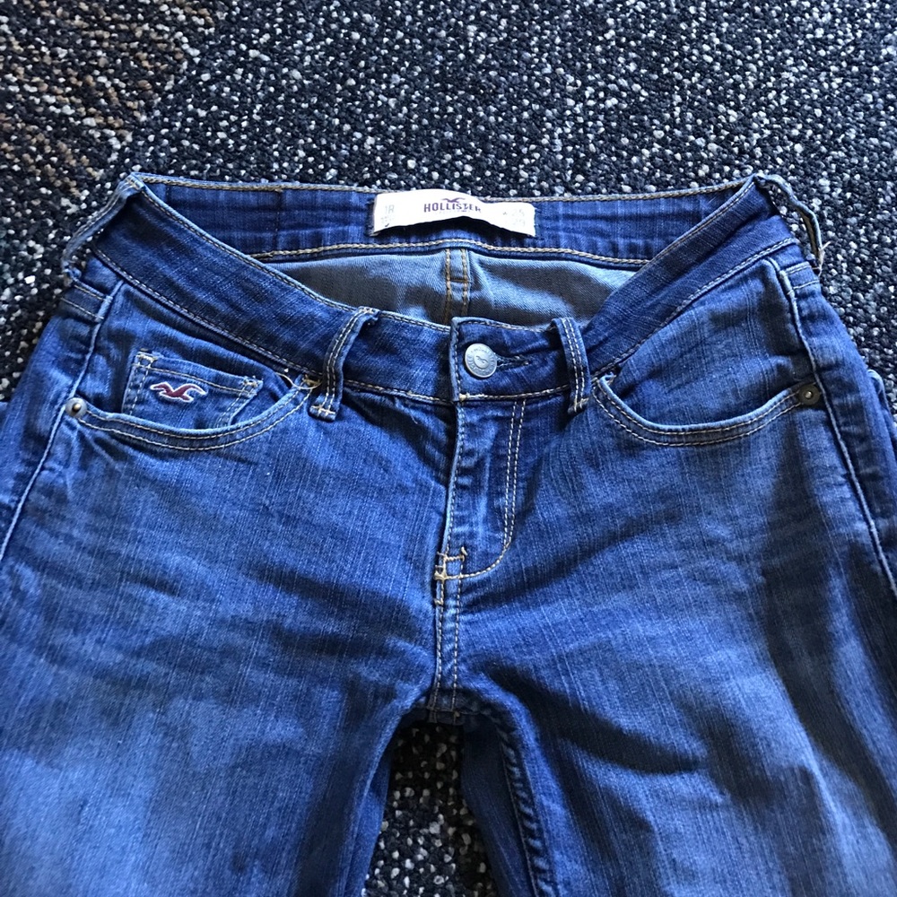 Hollister skinny jeans with zippered ankles