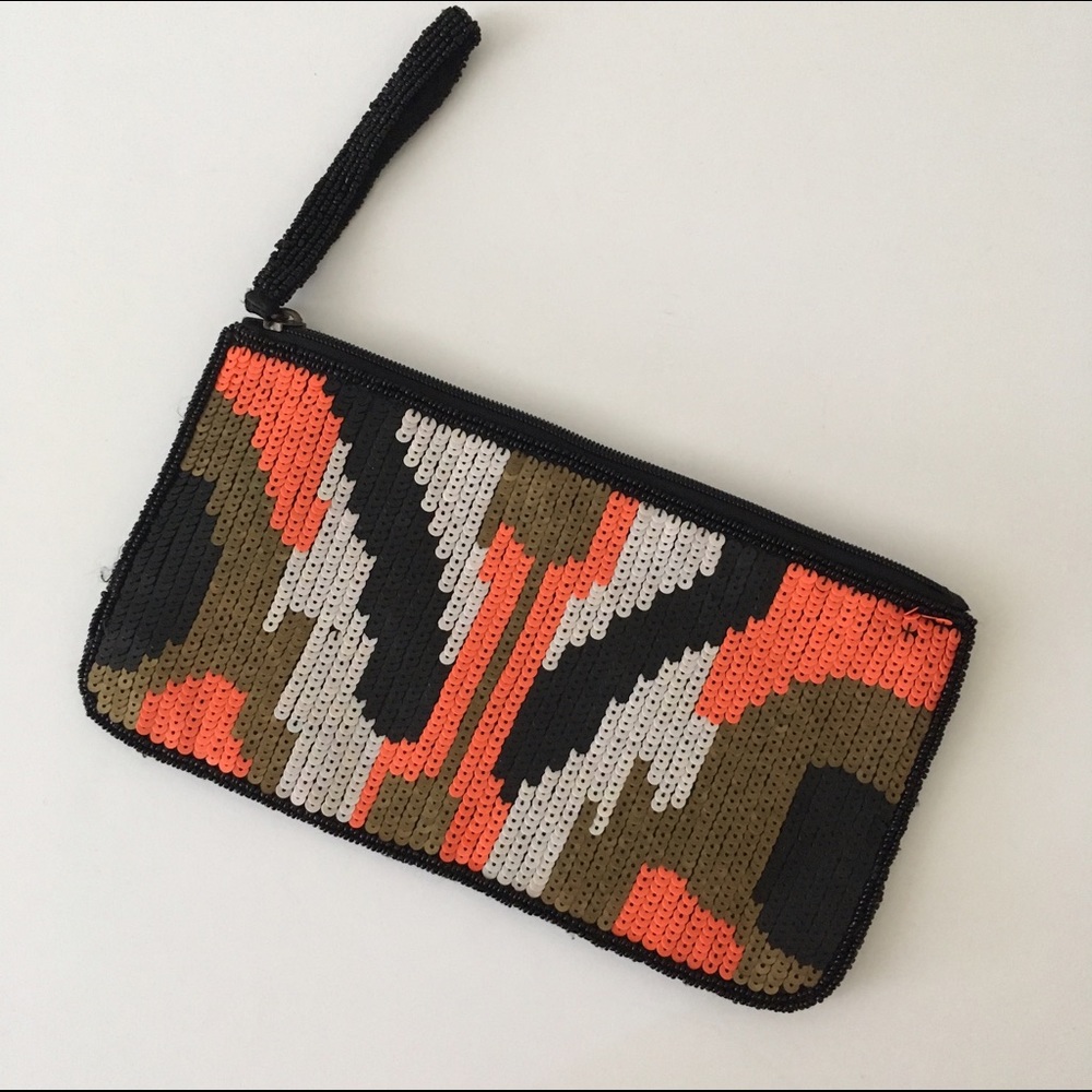 Sequin party clutch wristlet trendy edgy