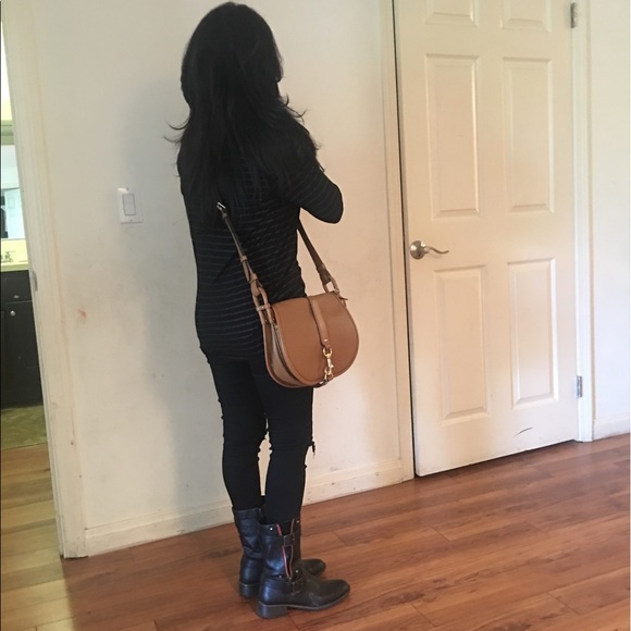 Michael Kors Jamie Large Saddle cross body - Picture 8 of 8