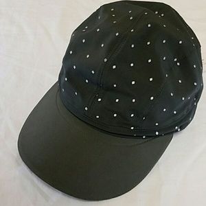 Lululemon Race To Place Hat