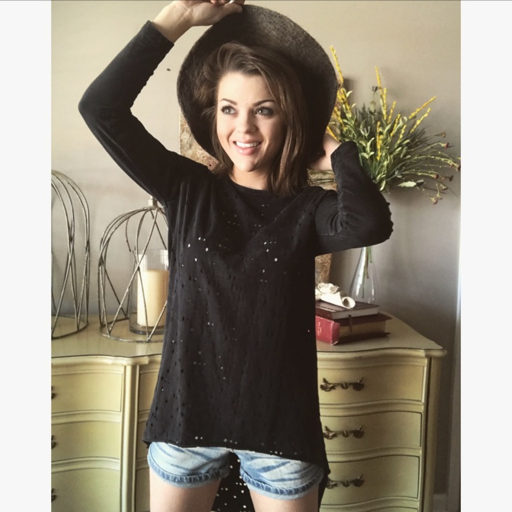 Distressed high-low top