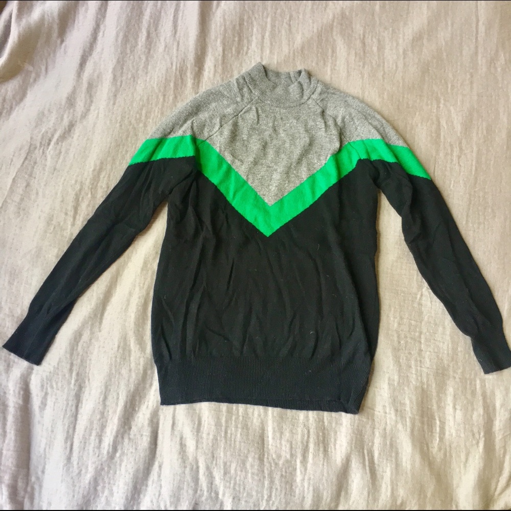 F21 Chevron Wool & Angora Crewneck Sweater (sz S)