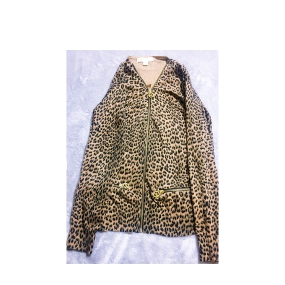 MK zip up sweater leopard print.!