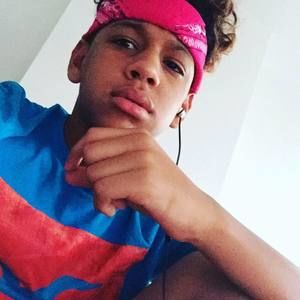 Meet your Posher, Harvey