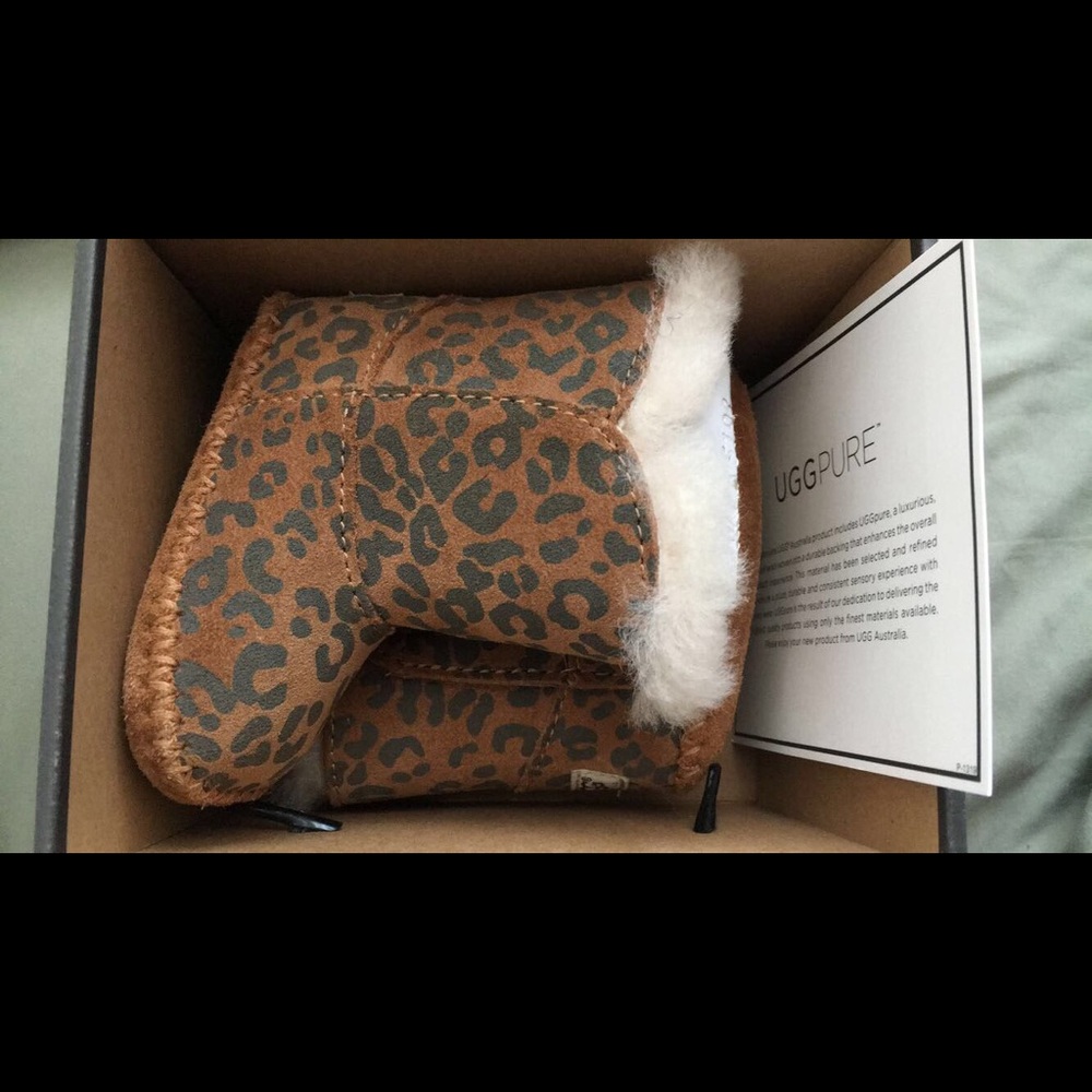 Infant "Cassie" Leopard boot!