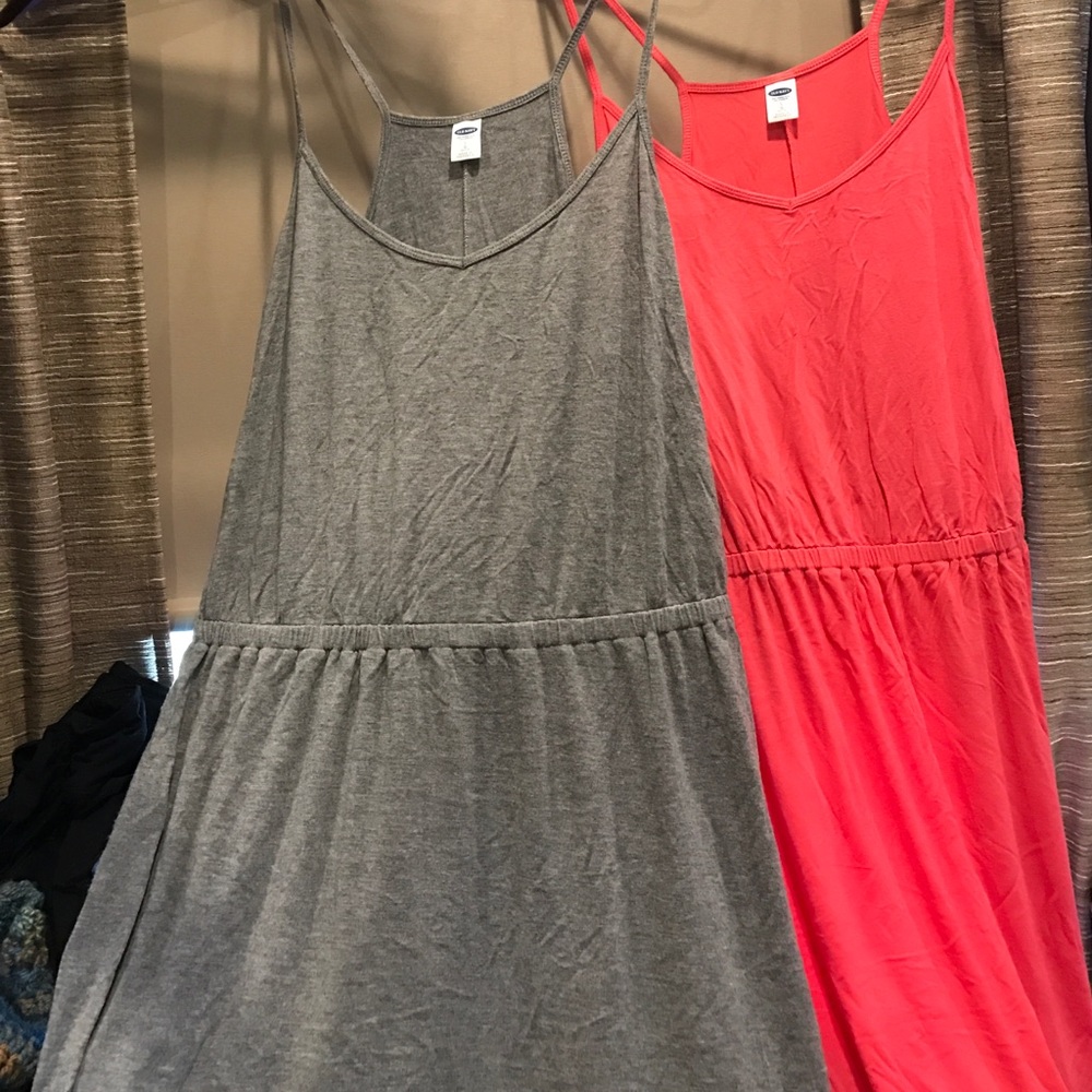 2 old Navy Dresses