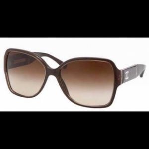 CHANEL brown CC logo sunglasses