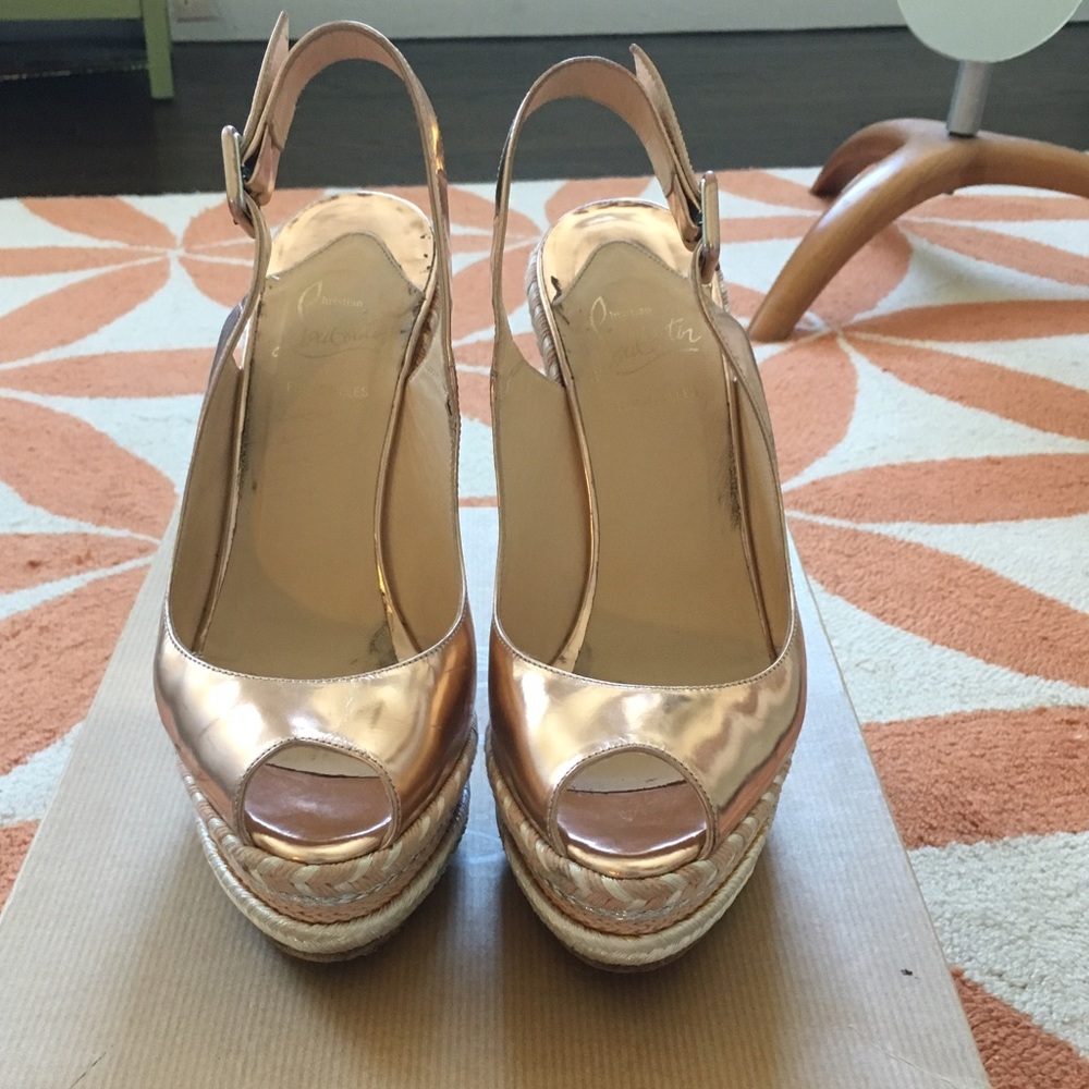 Platform nude gold CL