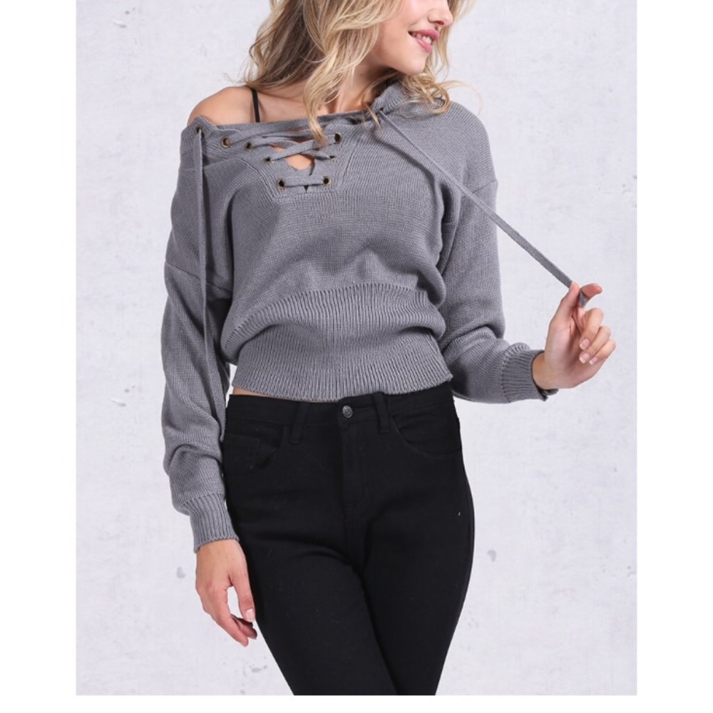NEW! Lace up sweater - Picture 3 of 7