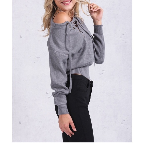 NEW! Lace up sweater - Picture 6 of 7