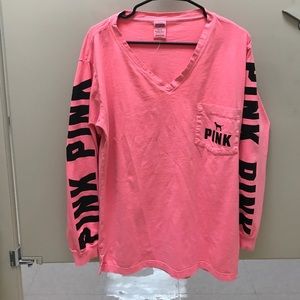 Victoria secret PINK shirt💅💕